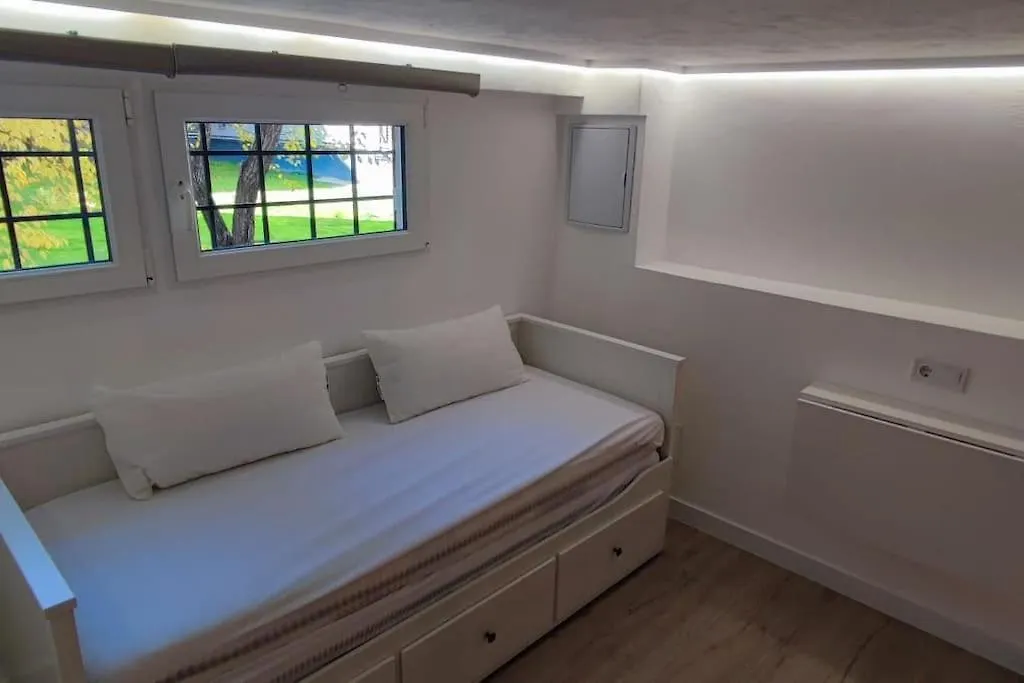 Ama Madrid Arturo Soria Duplex Apartment
